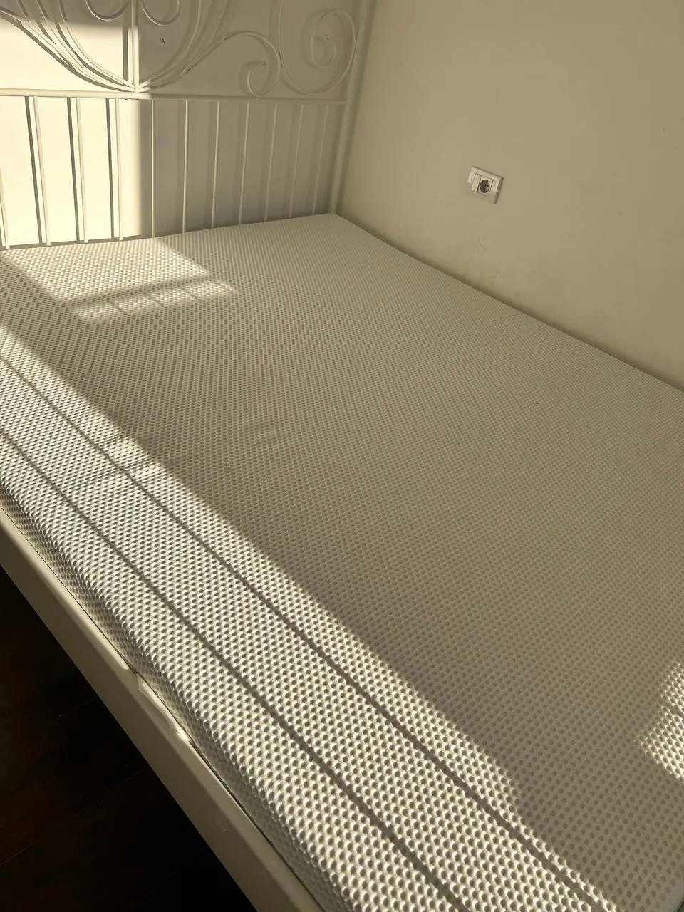 Кровать IKEA 160 см с матрасом Белград 2