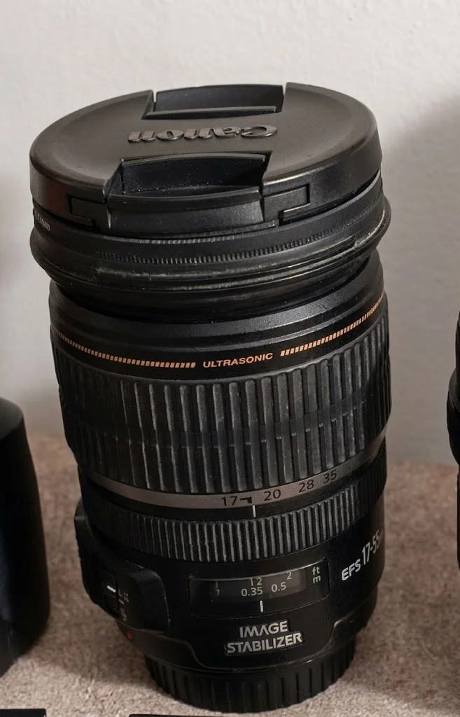 Canon EF-S 17-55mm f/2.8 IS USM 1