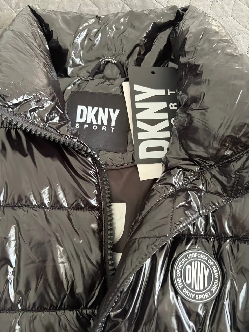 Новая жилетка DKNY размер M 2