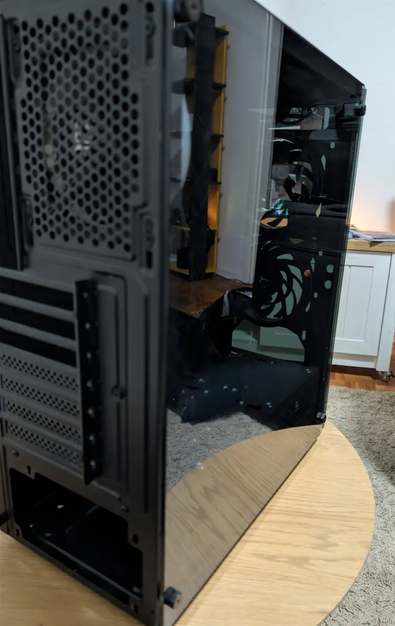 Корпус White Shark Bunker и подставка Cooler Master Белград 2