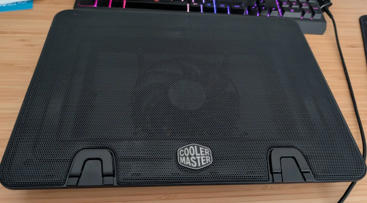 Корпус White Shark Bunker и подставка Cooler Master Белград 6
