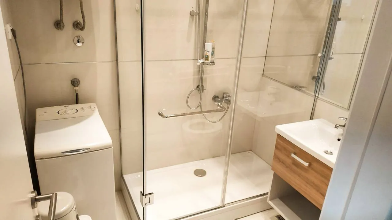 Трёхкомнатная квартира 100 м² Стари Град 5