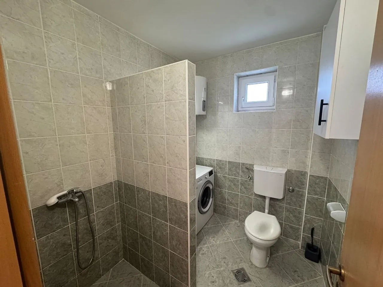 Трёхкомнатная квартира 75 м² Земун Поле 7