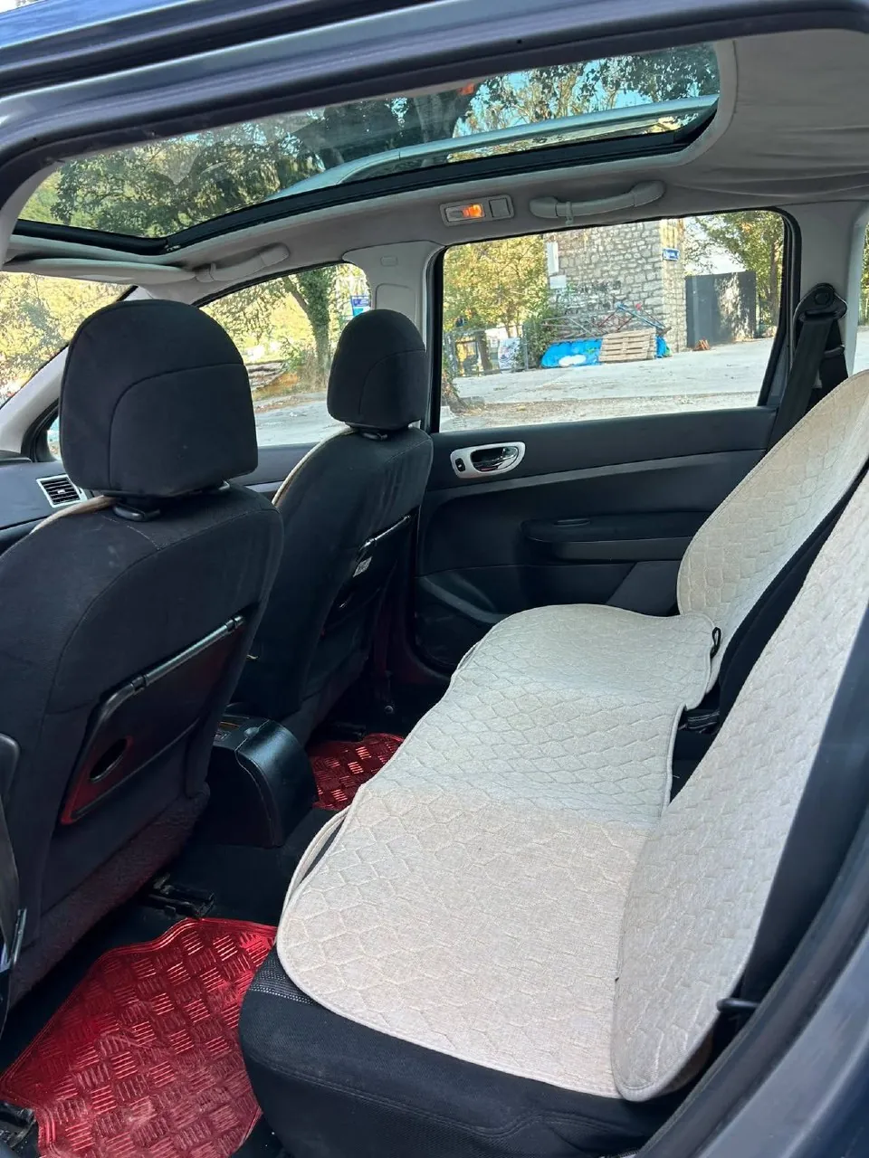 Peugeot 307 хэтчбек 2006 год 3