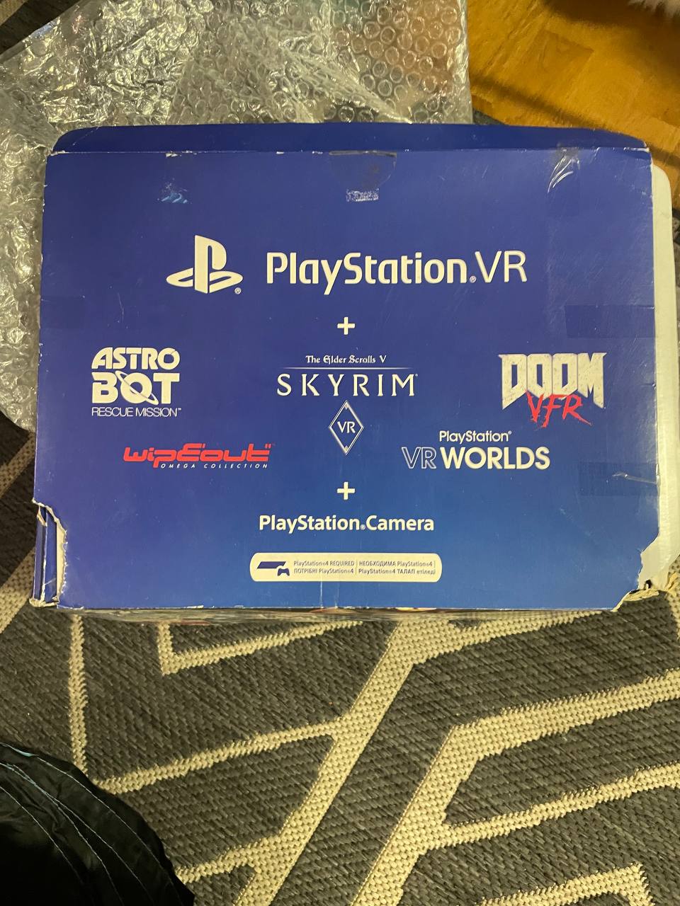 PlayStation 4 1TB с PS VR 8