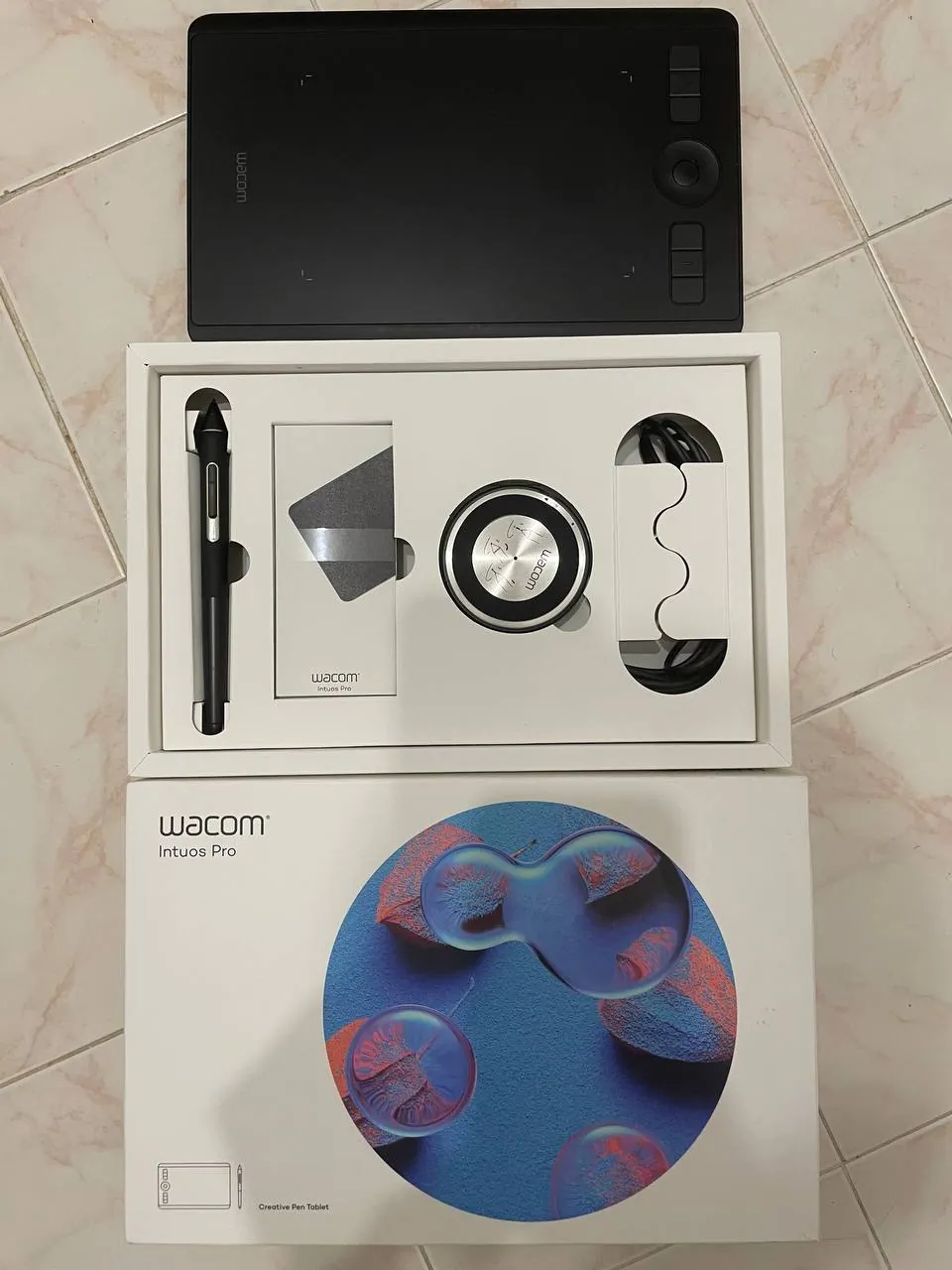 Графический планшет Wacom Intuos Pro S новый Белград 2