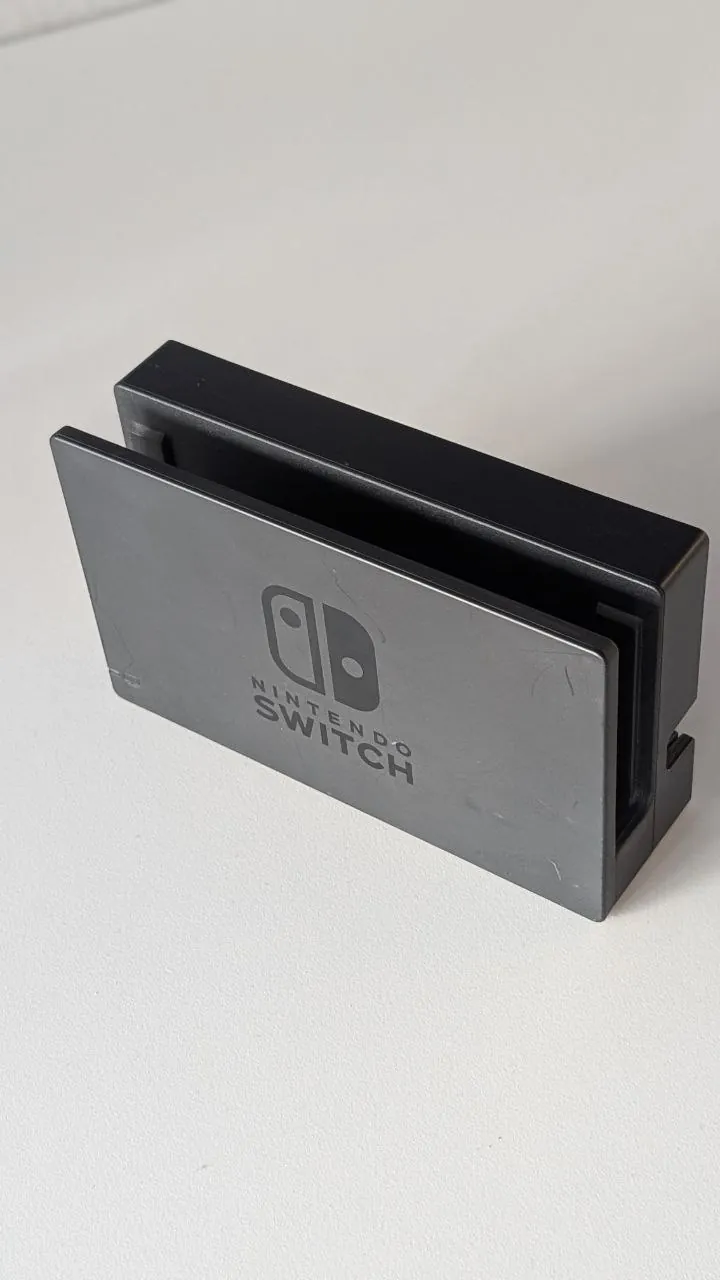 Nintendo Switch 2019 с двумя контроллерами Pro Белград 5