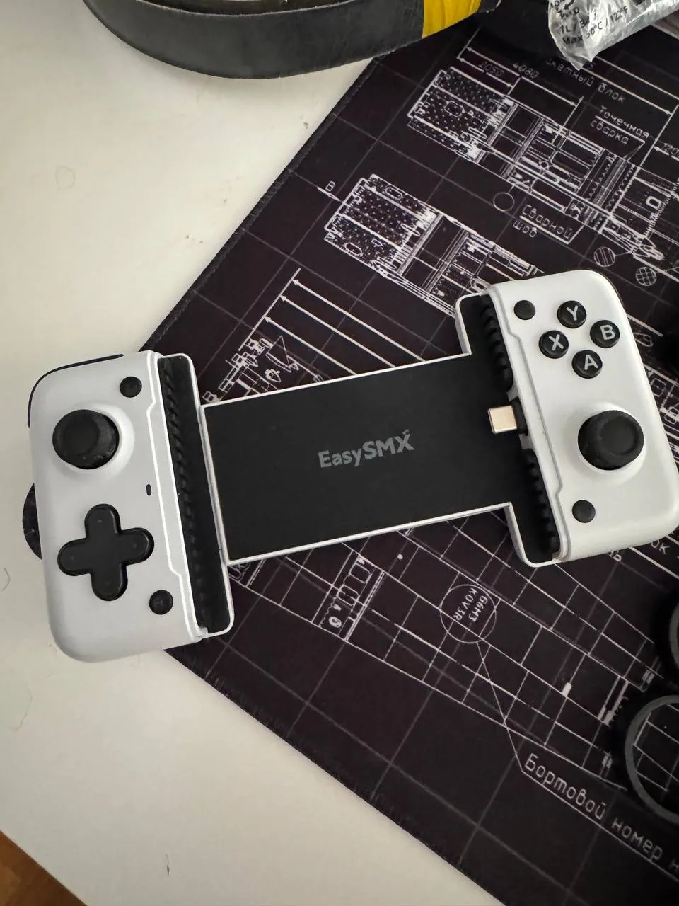 Геймпад EasySMX M05 для смартфона USB-C белый Нови Белград 1
