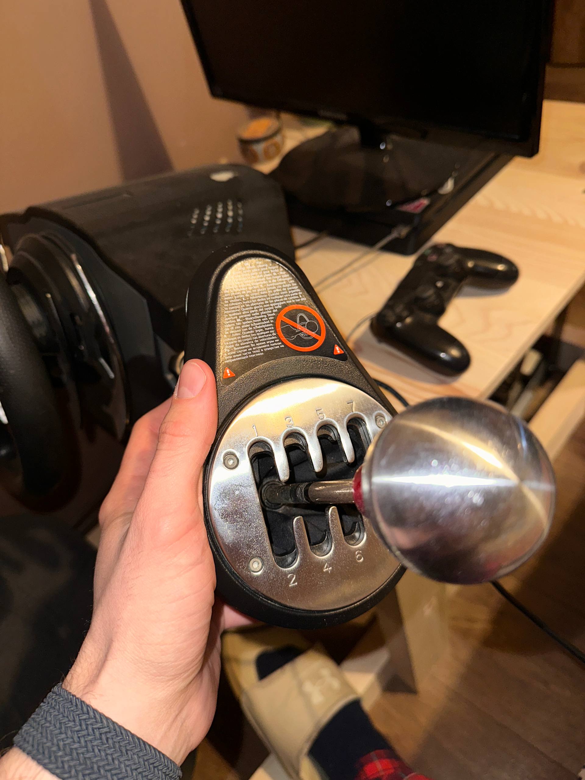 Руль Thrustmaster T500RS с педалями 2