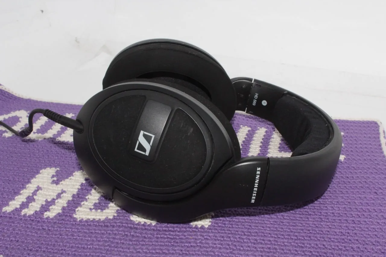 Проводные наушники лот Sennheiser Grado Denon Земун 4
