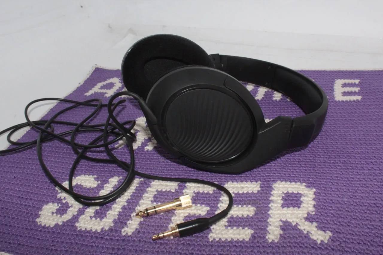 Проводные наушники лот Sennheiser Grado Denon Земун 1