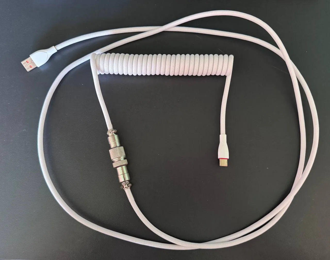 Наушники HyperX Cloud Alpha S и кабель для клавиатуры 4