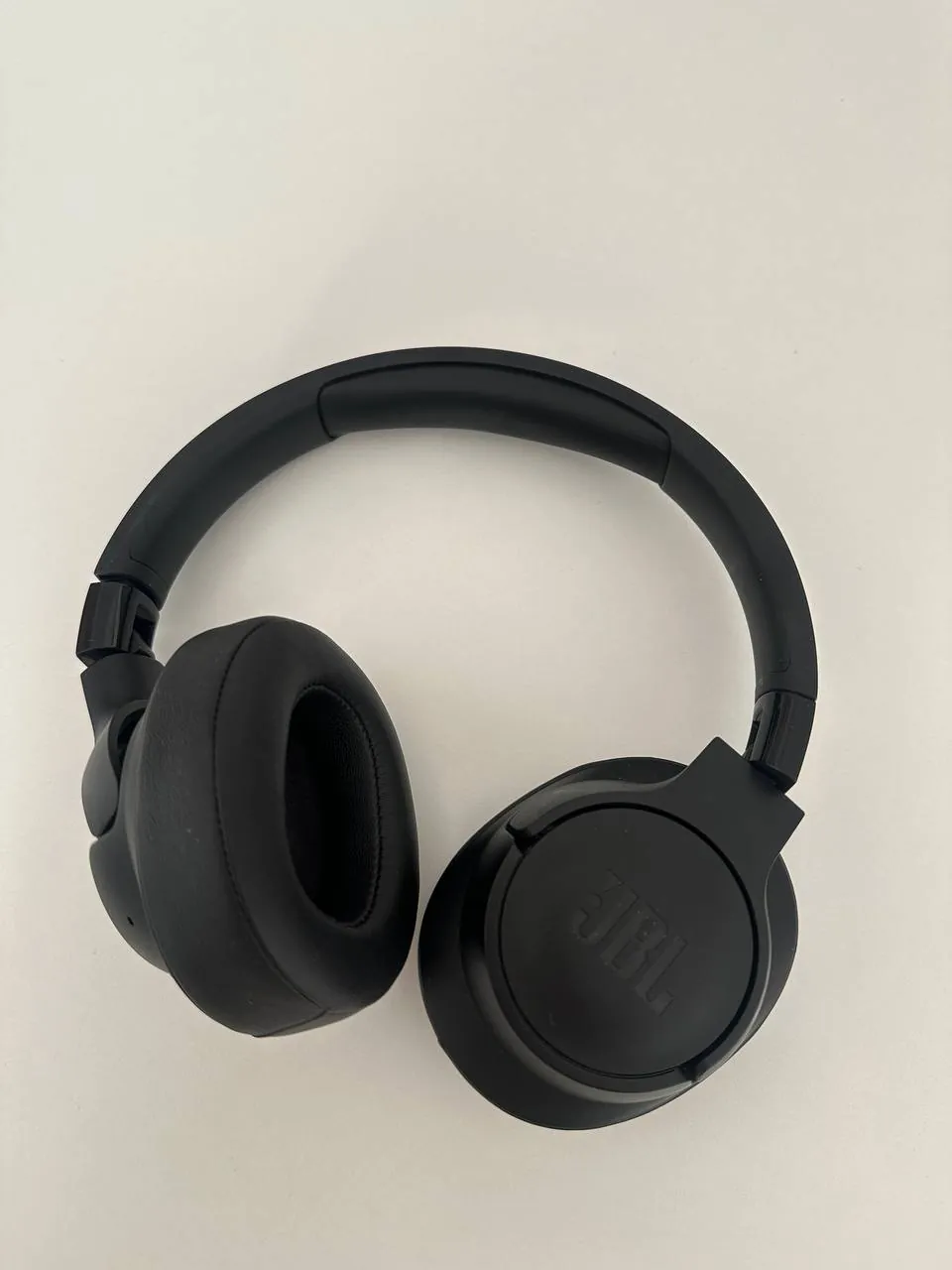 Наушники JBL 720bt почти новые 1