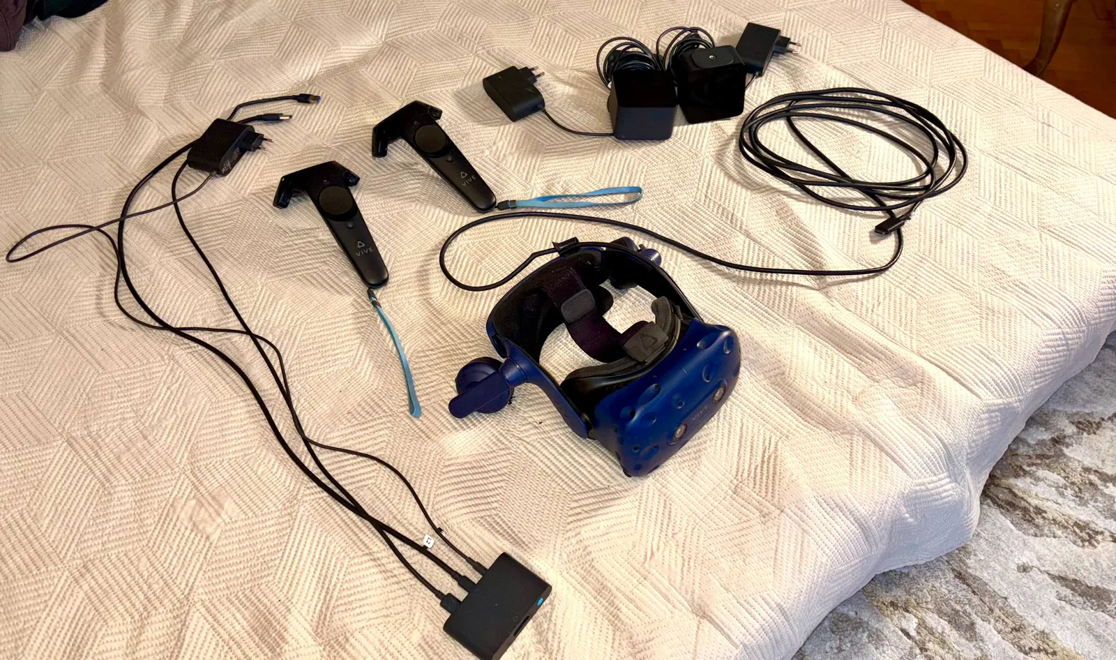 VR-комплект HTC Vive Pro полный Белград Врачар 3