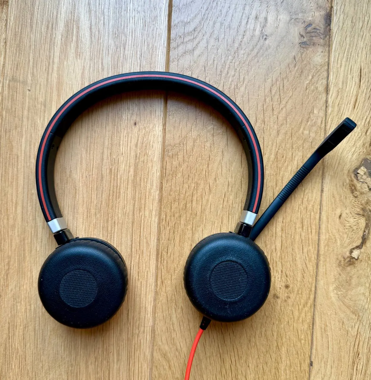 Гарнитура Jabra Evolve 40 UC Stereo с шумоподавлением 3