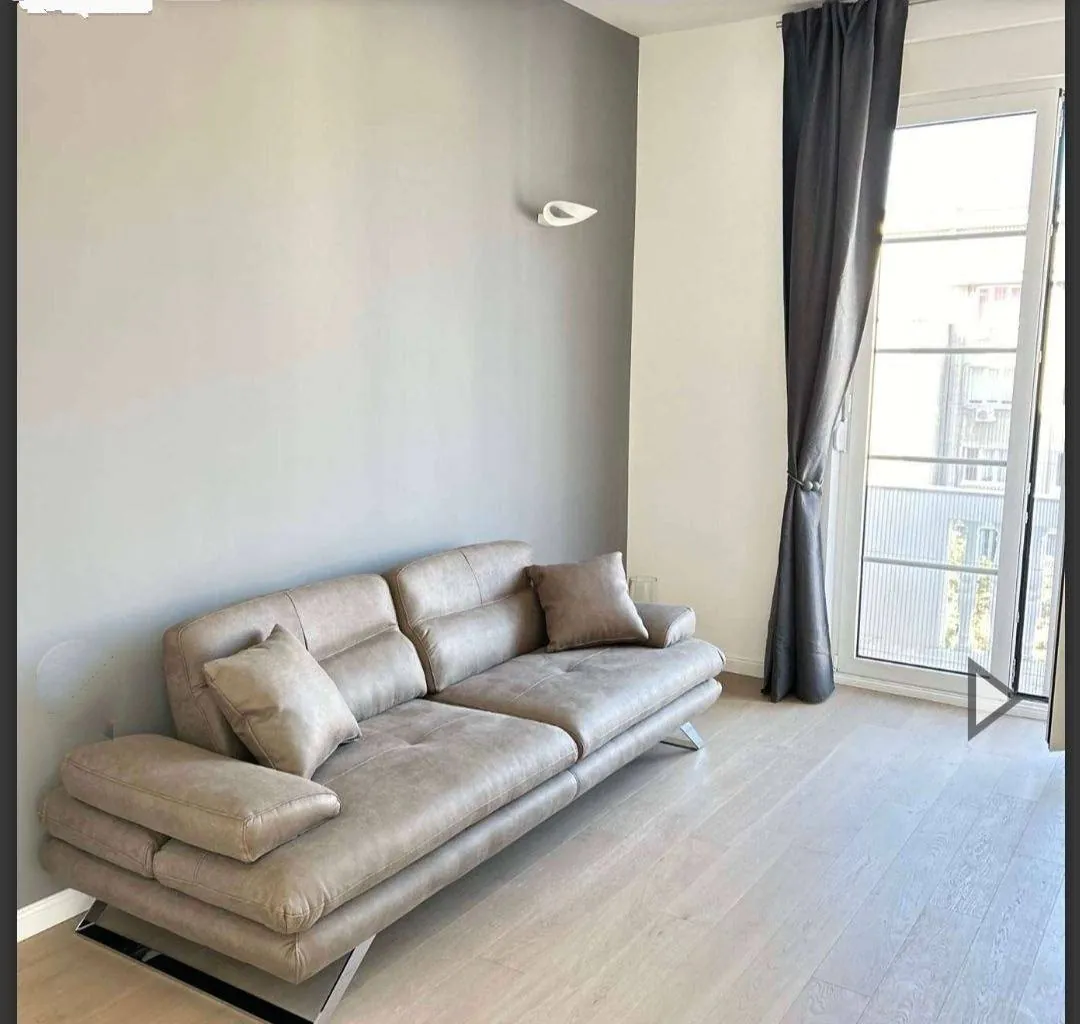 Трёхкомнатная квартира 90 м² Савски Венац 3