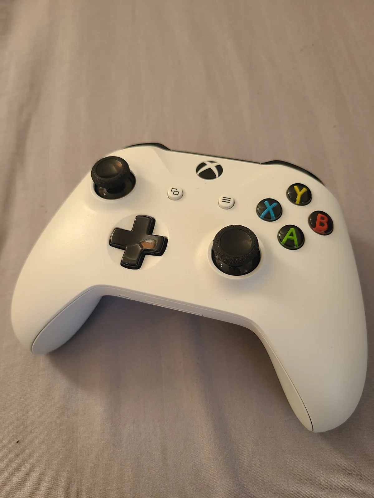 Геймпад Xbox One S с зарядной станцией Белград 1