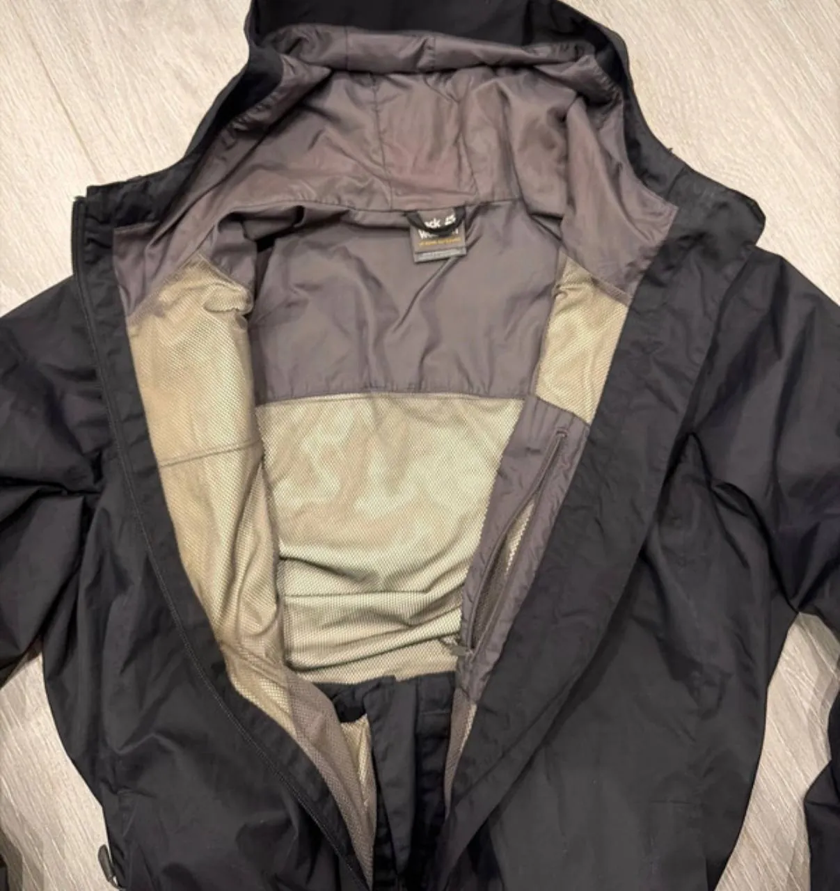 Куртка Jack Wolfskin чёрная размер XXL Белград 3