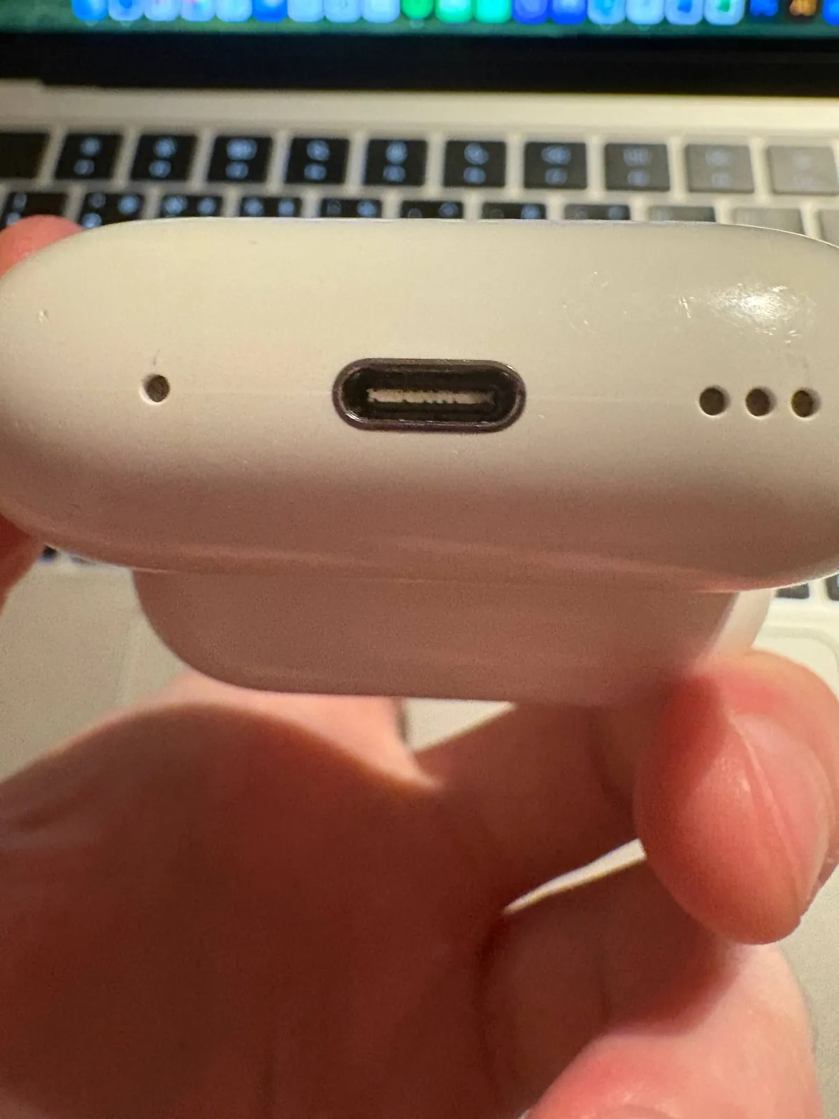 Кейс AirPods Pro 2 Type-C оригинал Нови Сад 4