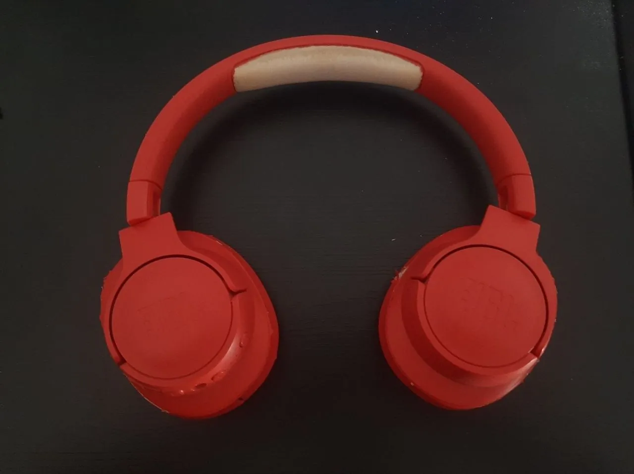 Наушники JBL TUNE750BTNC беспроводные рабочие 1