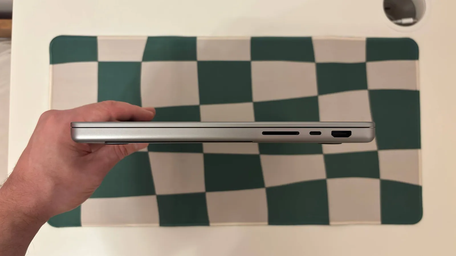 MacBook Pro 14 M2 Pro 16 ГБ 512 ГБ Нови-Сад 5