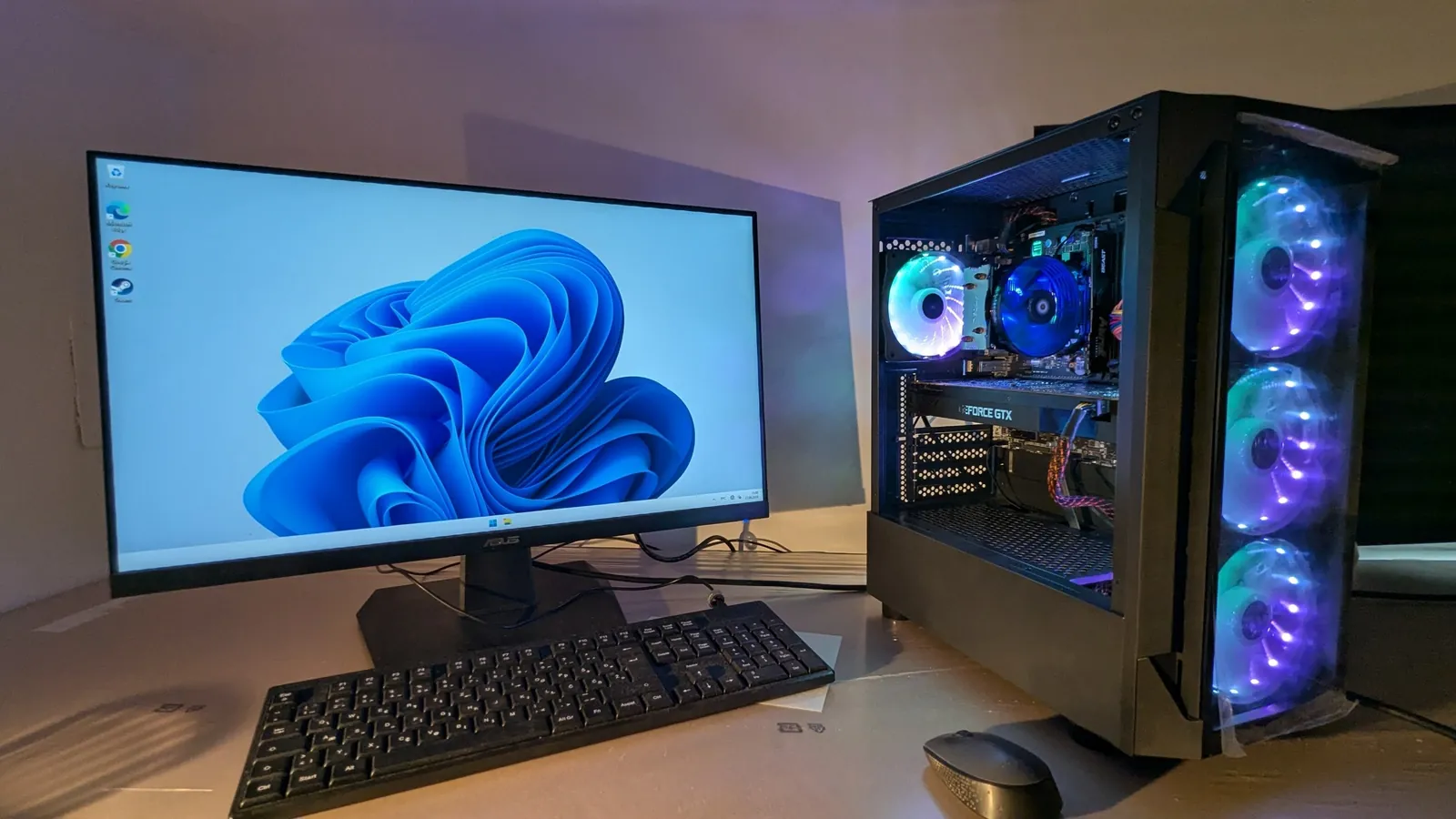Настольный ПК i7-7700 GTX 1070 с монитором 1