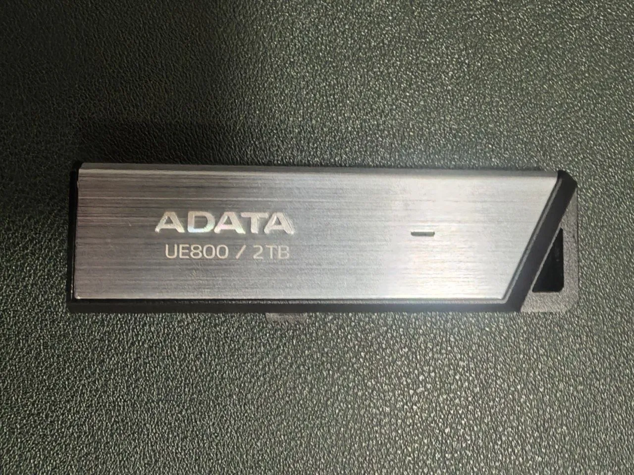 Флешка ADATA Elite UE800 2 ТБ Type-C 1