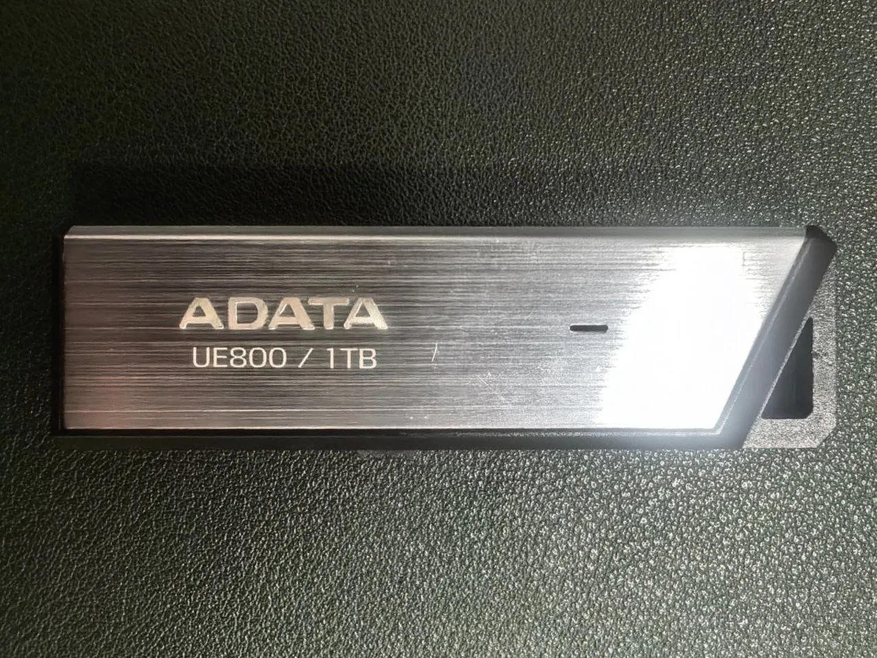 Флешка ADATA Elite UE800 1 ТБ Type-C 1