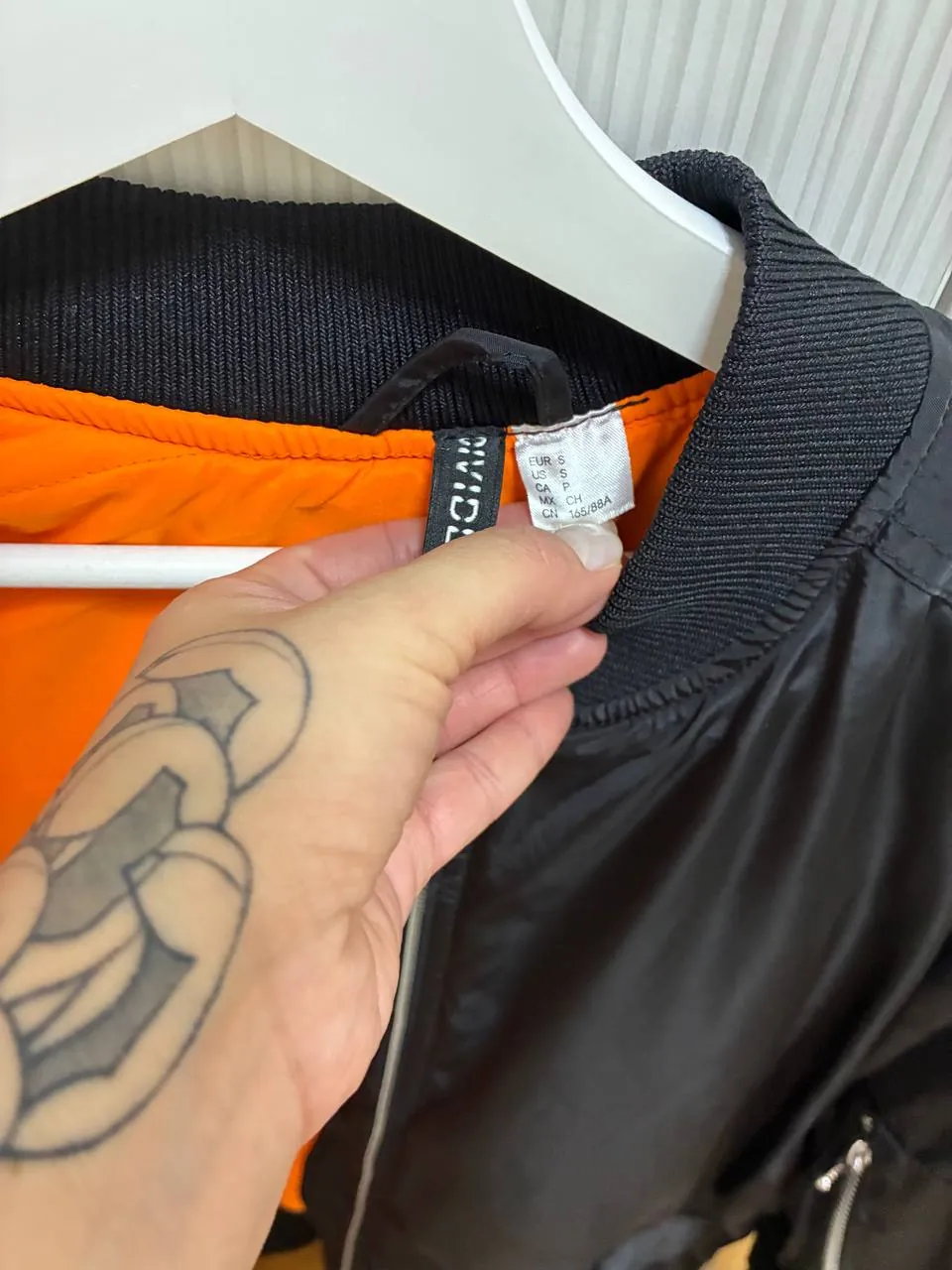 Сумки Zara Pafouis и бомбер H&M Стари Град 8