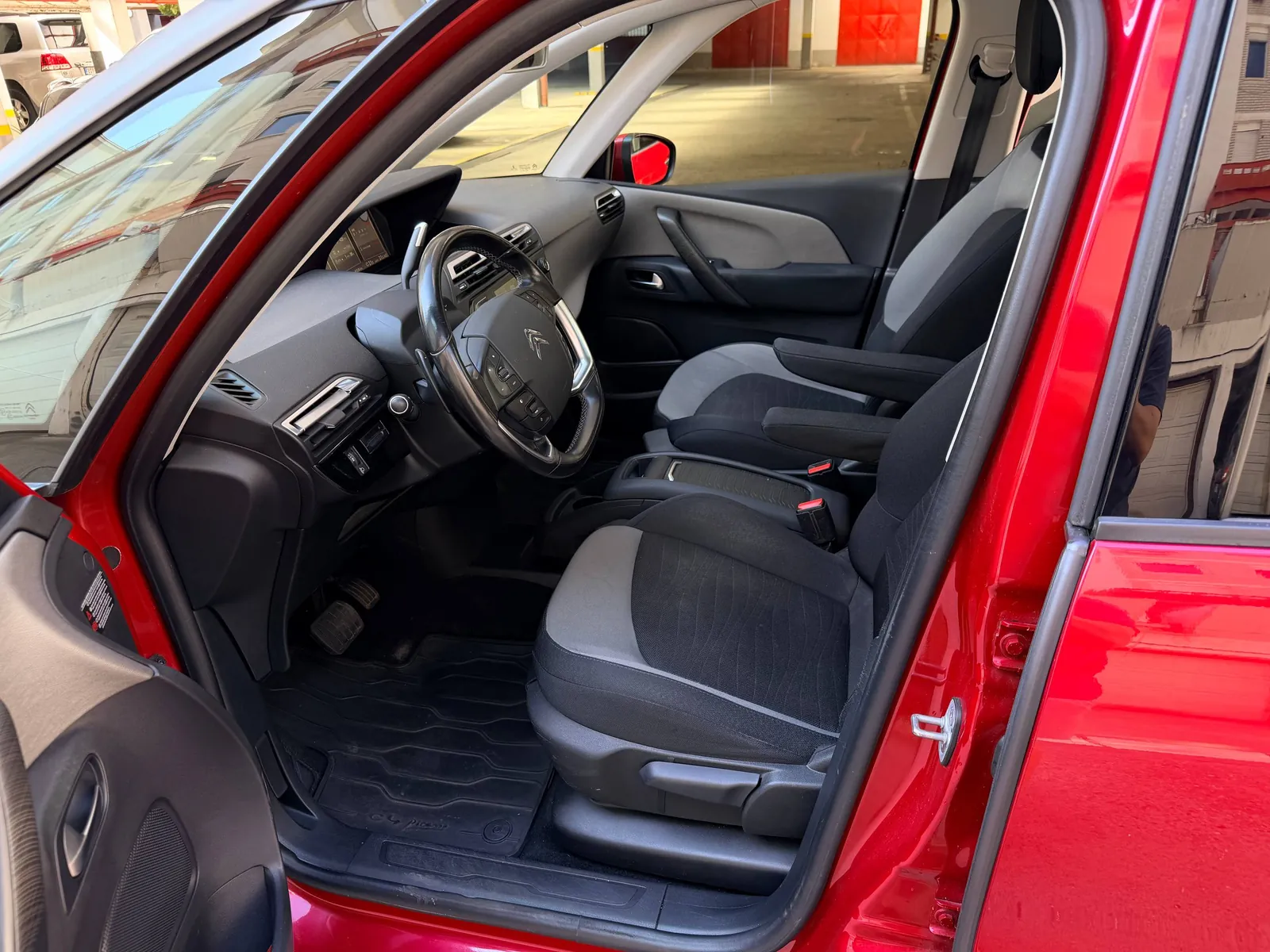 Citroën Grand C4 Picasso 2015 семиместный 6