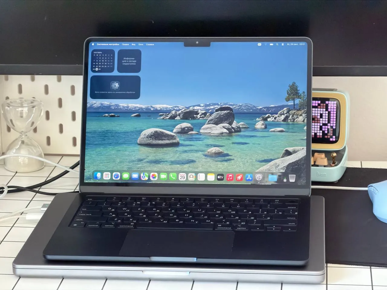MacBook Air M2 8/256 ГБ идеальное состояние Белград 1
