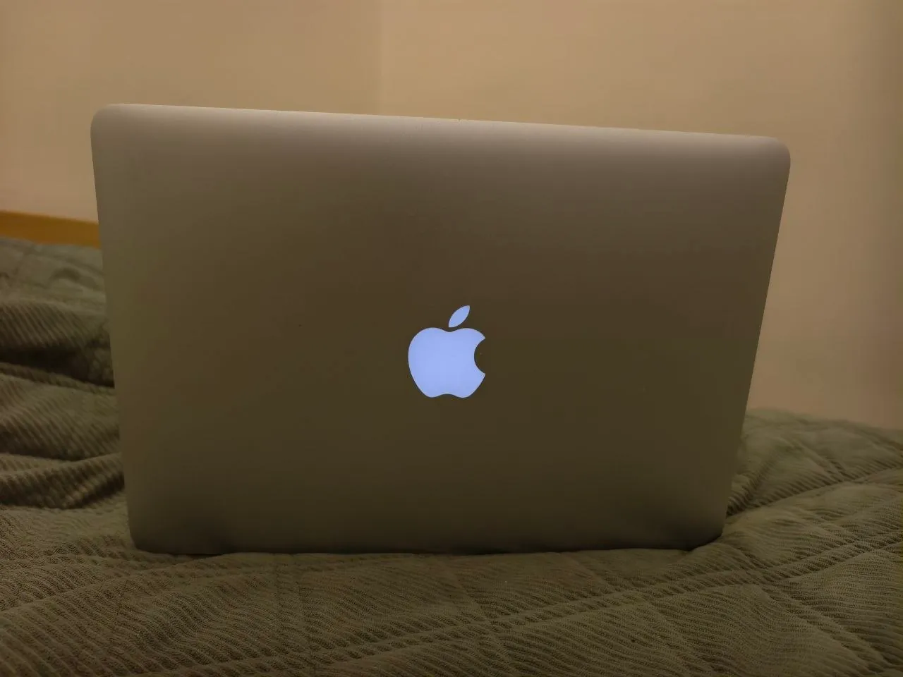 MacBook Pro 13 2015 Retina с новой батареей Белград 3