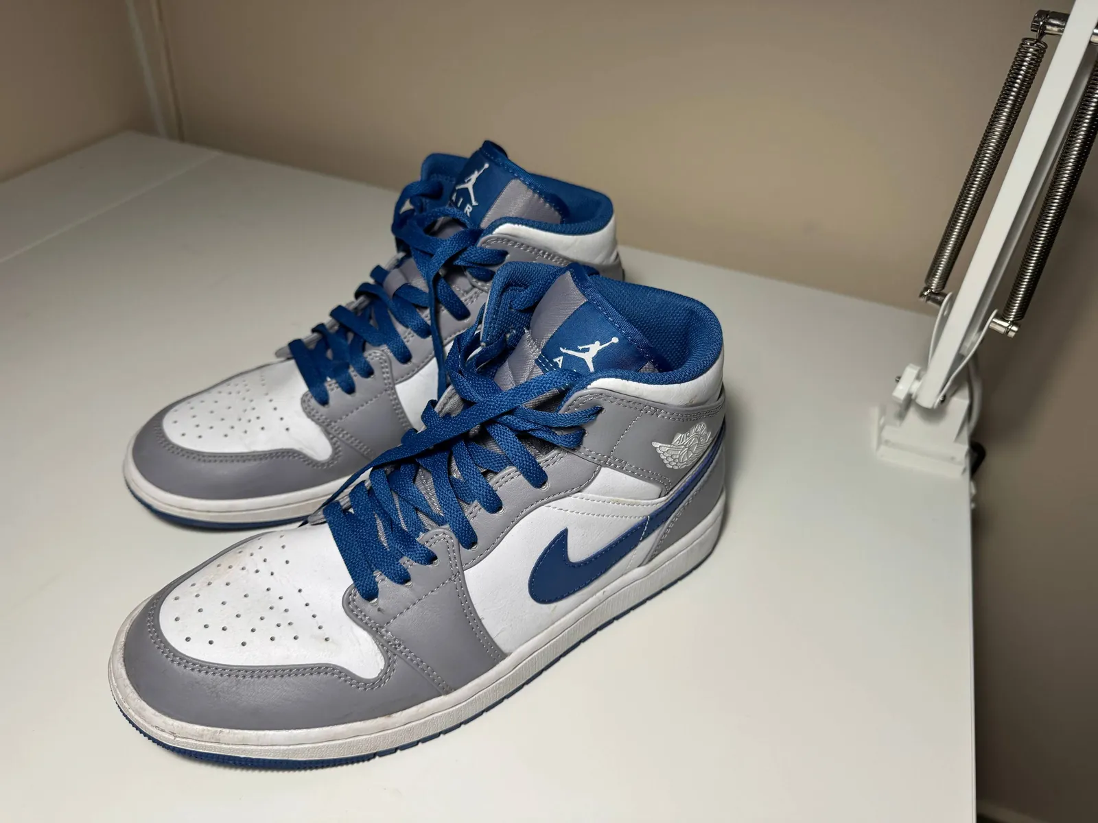 Кроссовки Nike Air Jordan 1 Mid размер 42.5 1