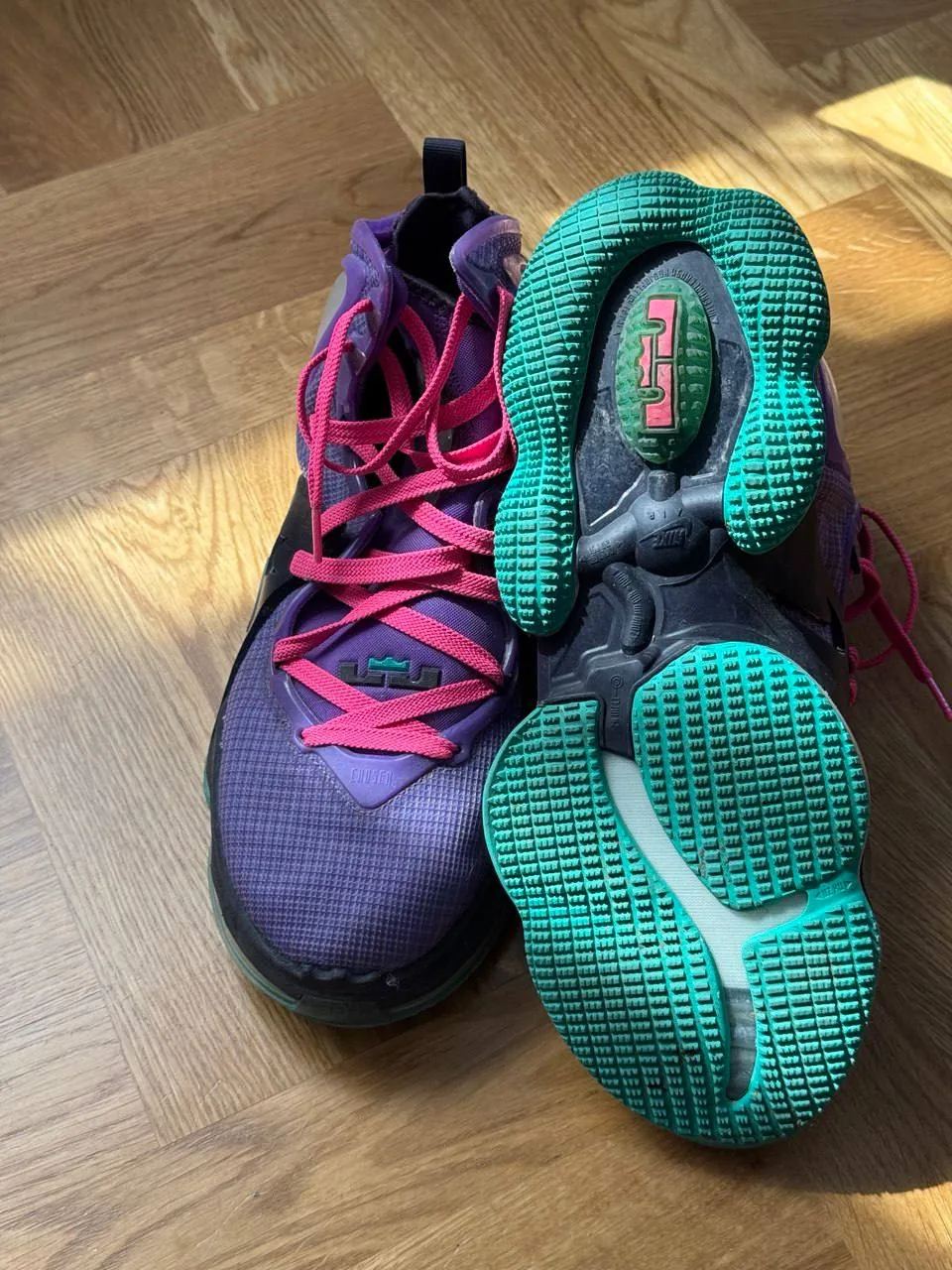 Кроссовки Nike LeBron размер 46 2