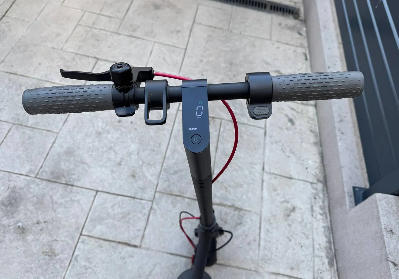 Электросамокат Xiaomi Electric Scooter 3 Lite 2