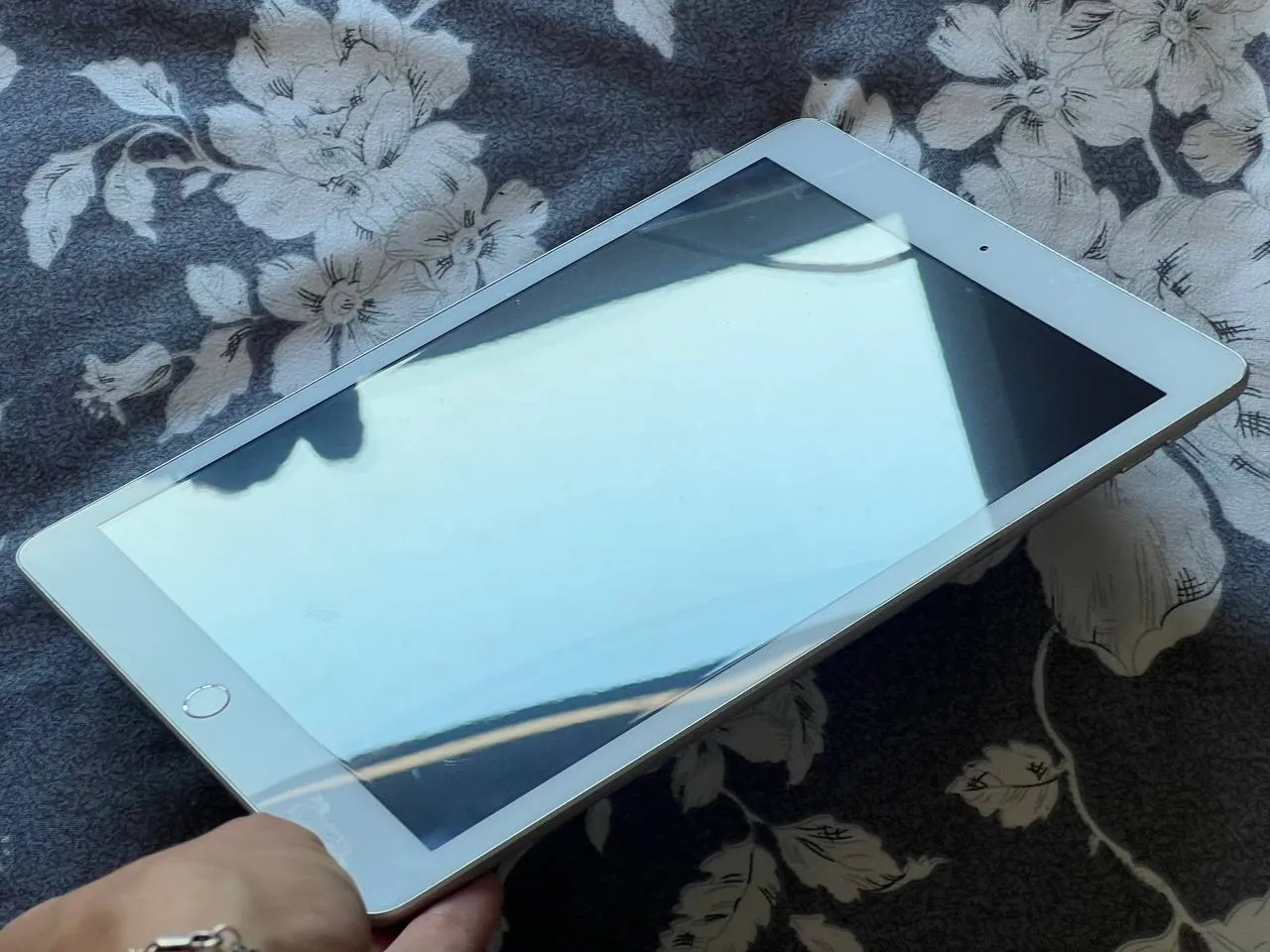 IPad 7 32GB серебристый Нови-Сад 2