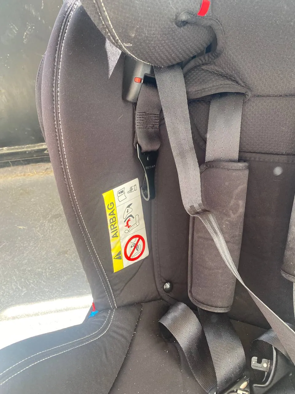 Детское автокресло Chicco 3
