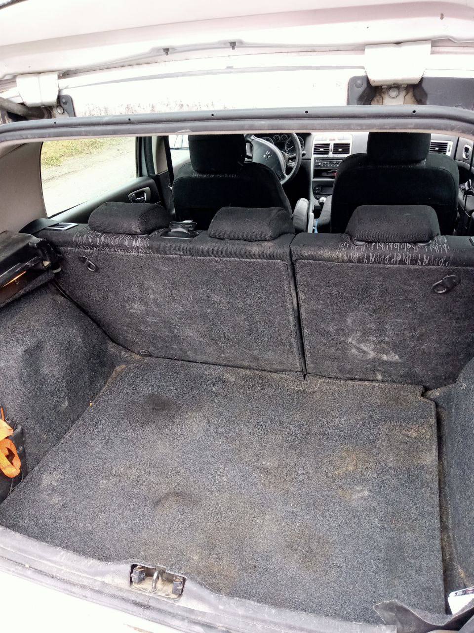 Peugeot 307 2.0 TDI 8