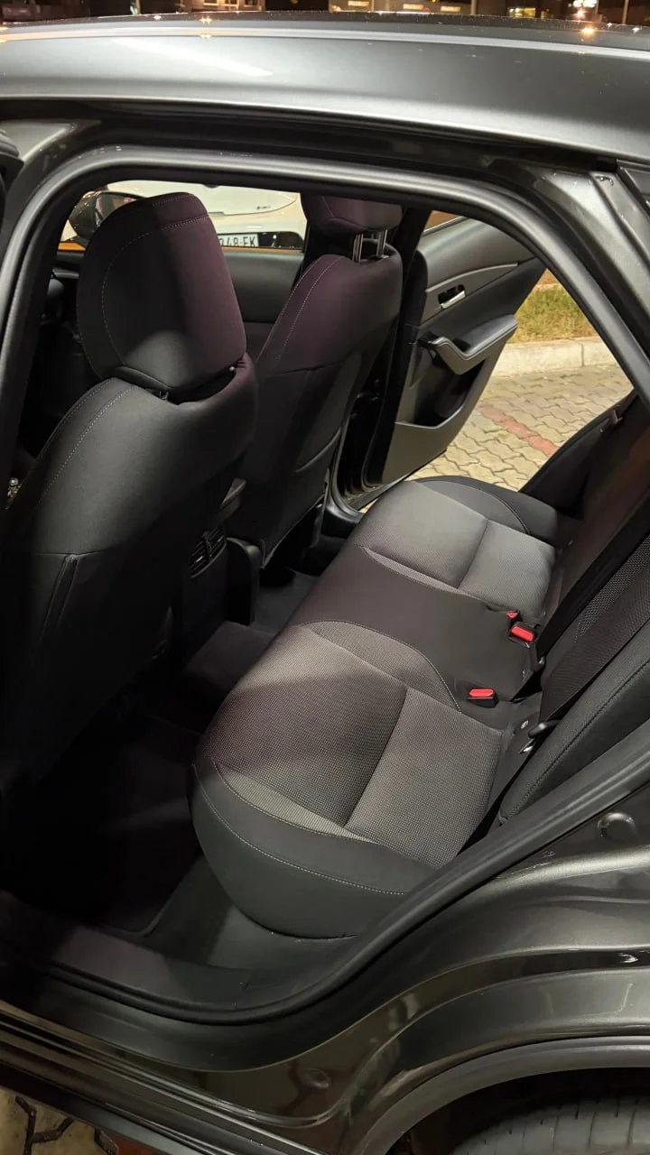 Mazda CX-30 4