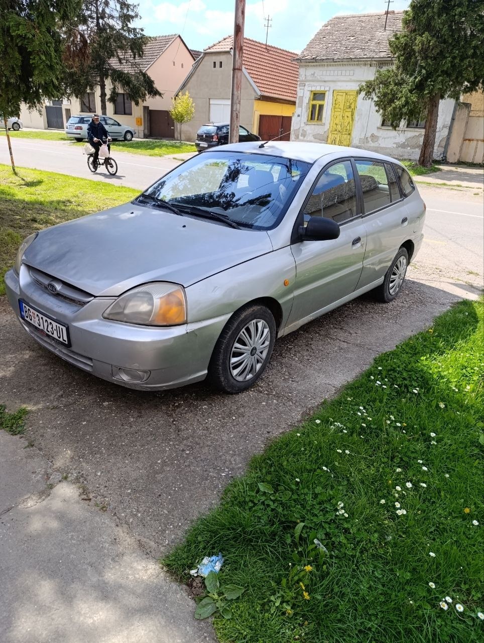 Kia Rio 1.343 4