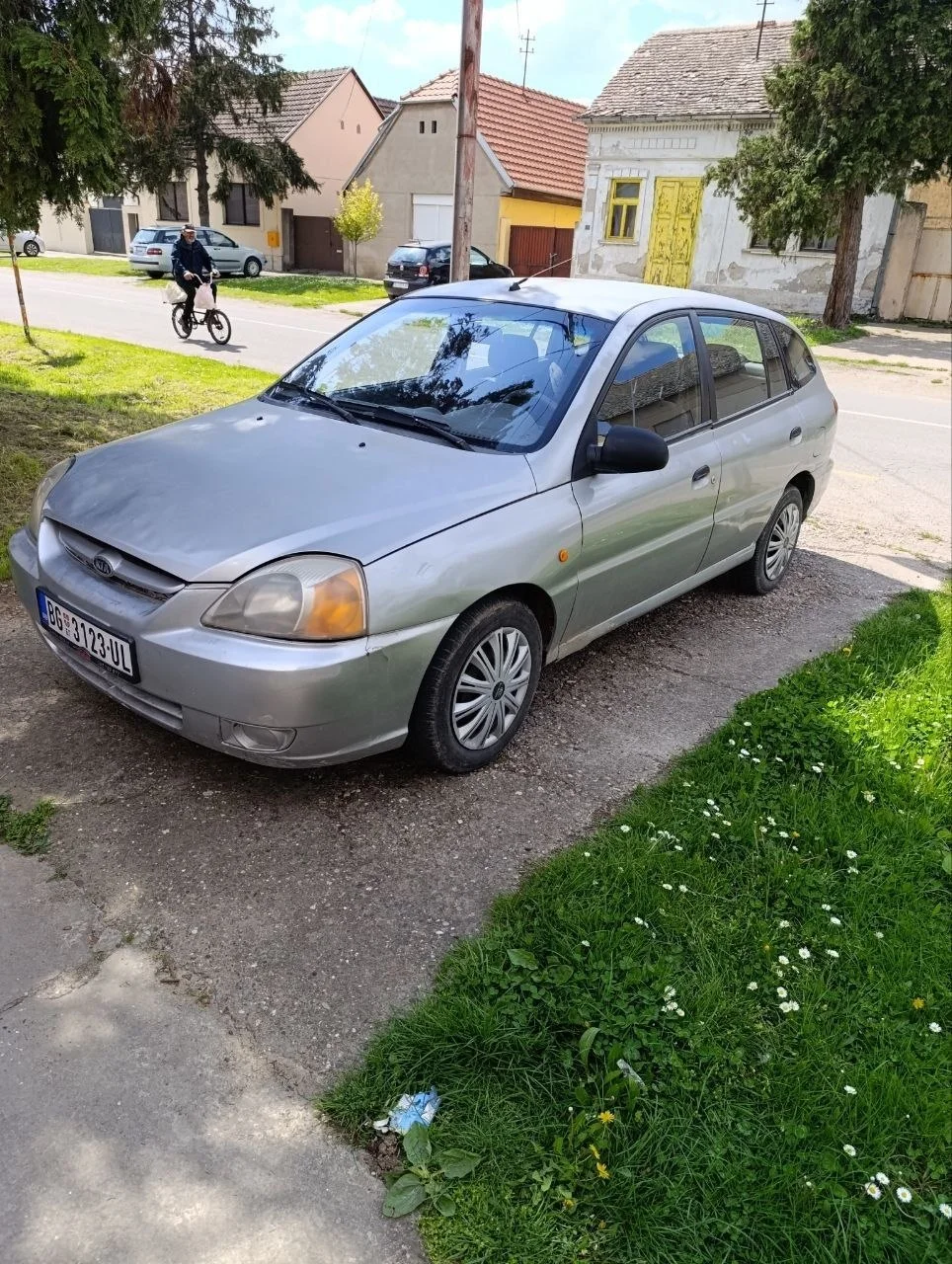 Kia Rio 1.343 4