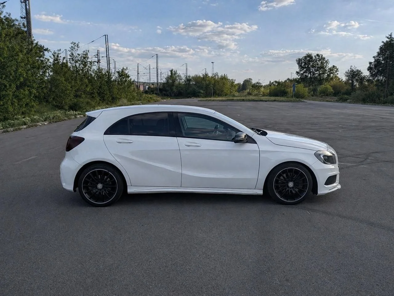 Mercedes A250 AMG Line 2