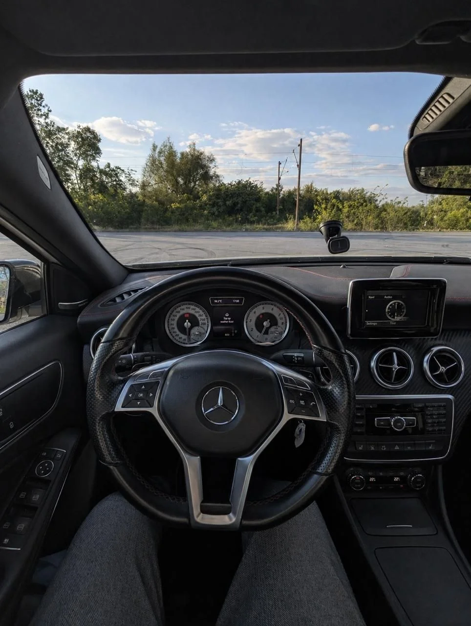 Mercedes A250 AMG Line 5