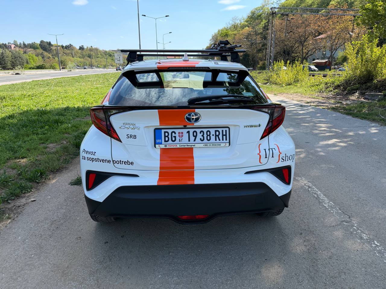 Toyota C-HR Hybrid 1.8 4