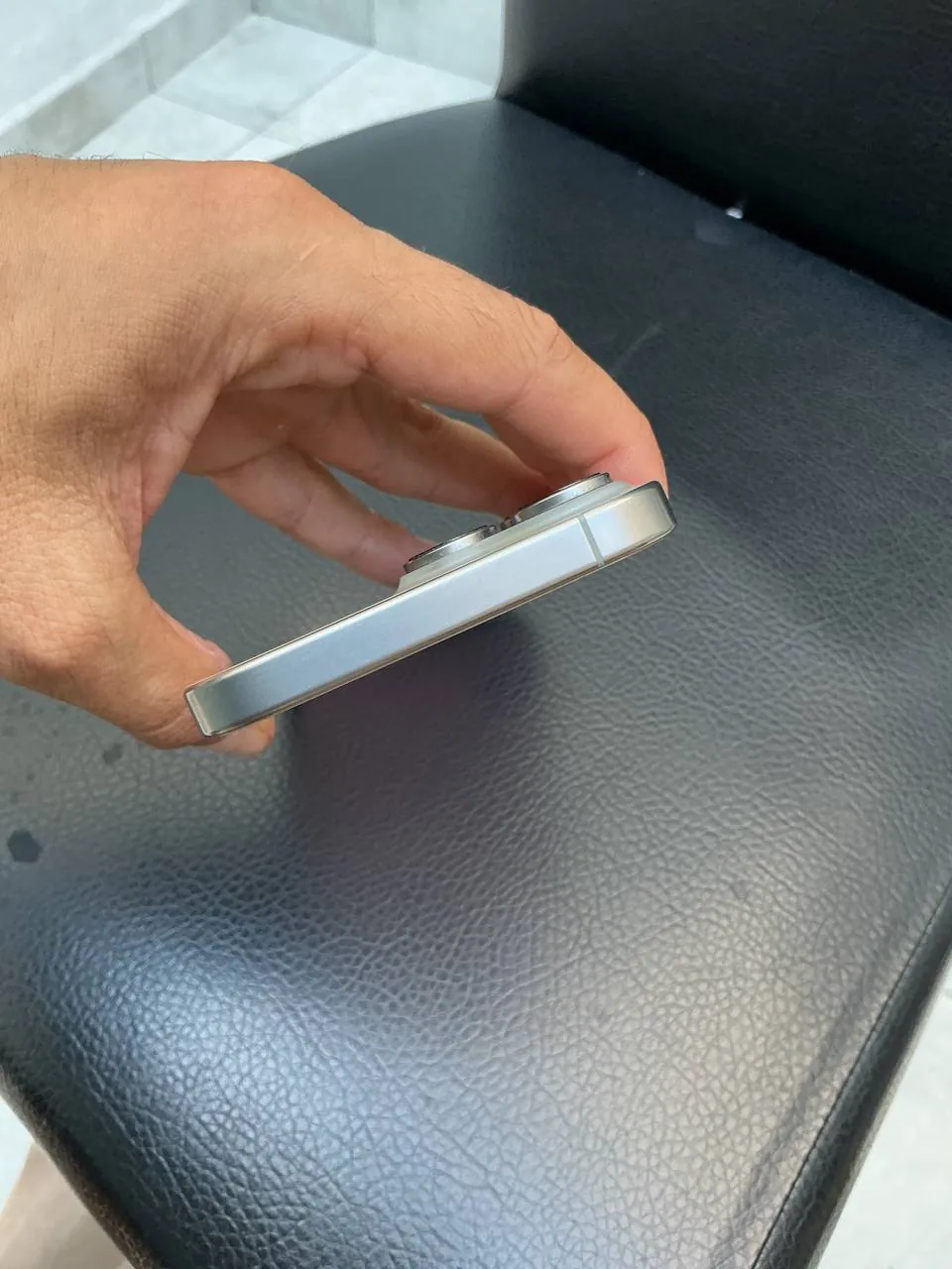 IPhone 16 Pro Max 256 ГБ титановый 5
