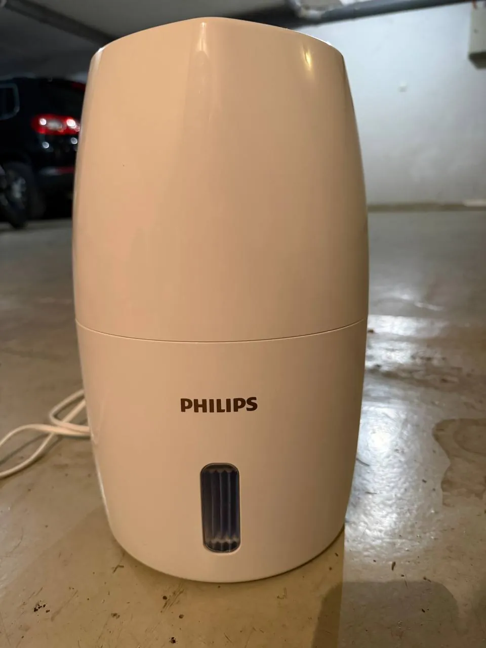 Увлажнитель воздуха Philips почти новый 1