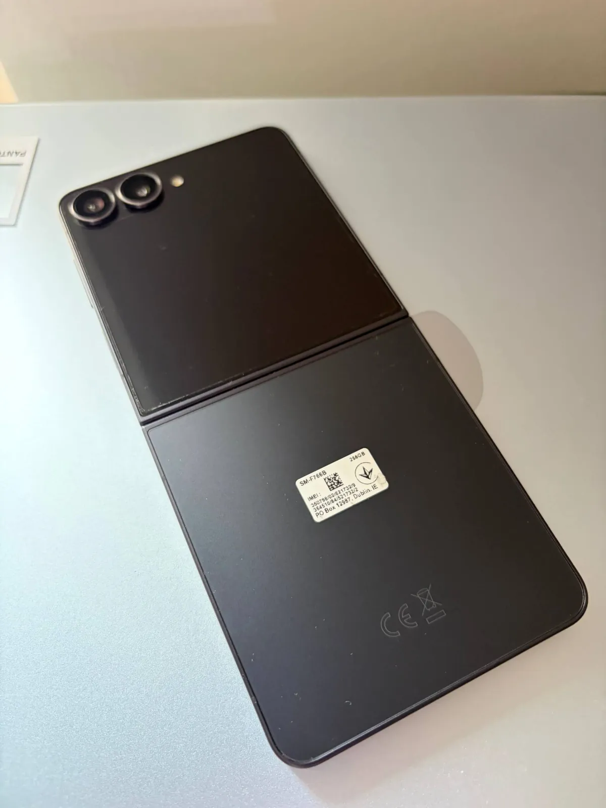 Samsung Galaxy Z Flip7 3