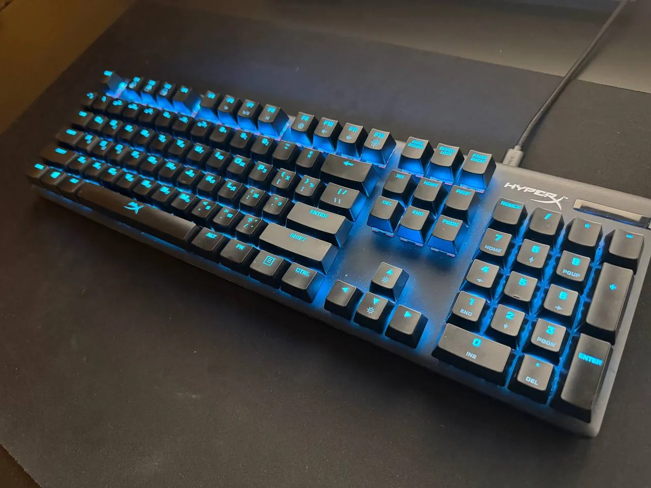 Механическая клавиатура HyperX Alloy Origins RGB Нови-Сад 1