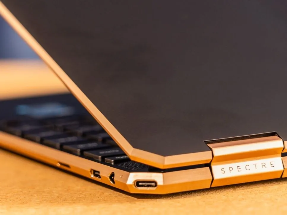 HP Spectre x360 14 i7 16 ГБ OLED трансформер 5