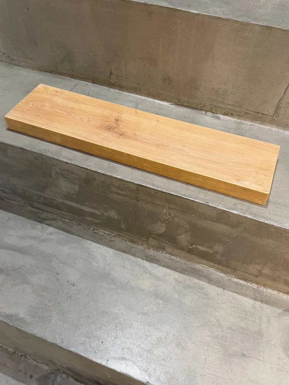 Деревянные полки 60×15 четыре штуки 1